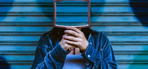 Wojna informacyjna – jak rozpoznać manipulację w mediach?